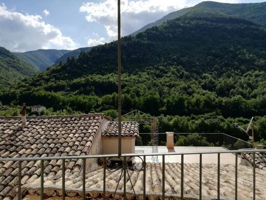 Casa In Splendida Riserva Naturale Pettorano sul Gizio Екстер'єр фото